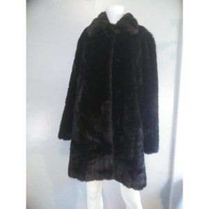 Womens Gallery Brown Ribbed faux fur Coat Size Medium.